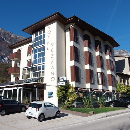 Hotel Vezzano エクステリア 写真