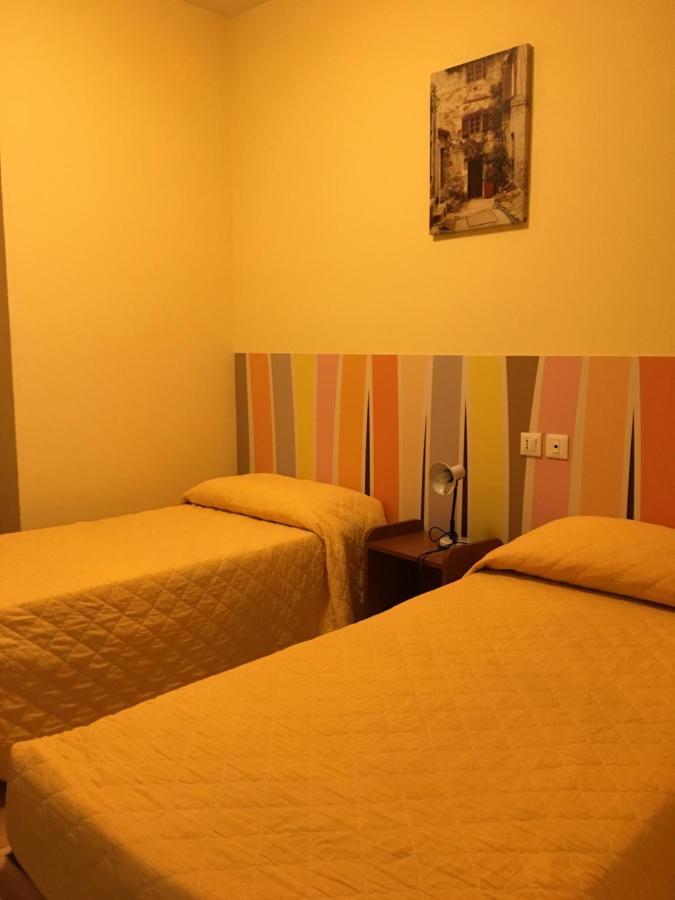Hotel Vezzano エクステリア 写真