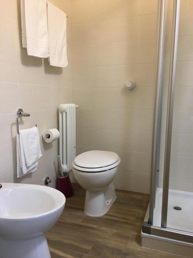 Hotel Vezzano エクステリア 写真