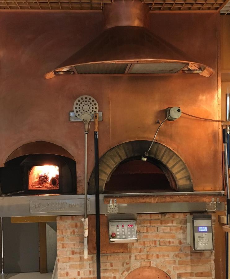 Hotel Vezzano エクステリア 写真